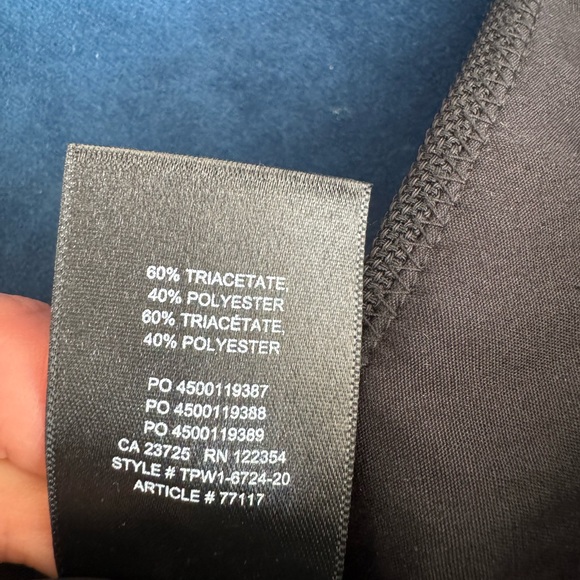 NWOT Babaton long shorts - Picture 6 of 7